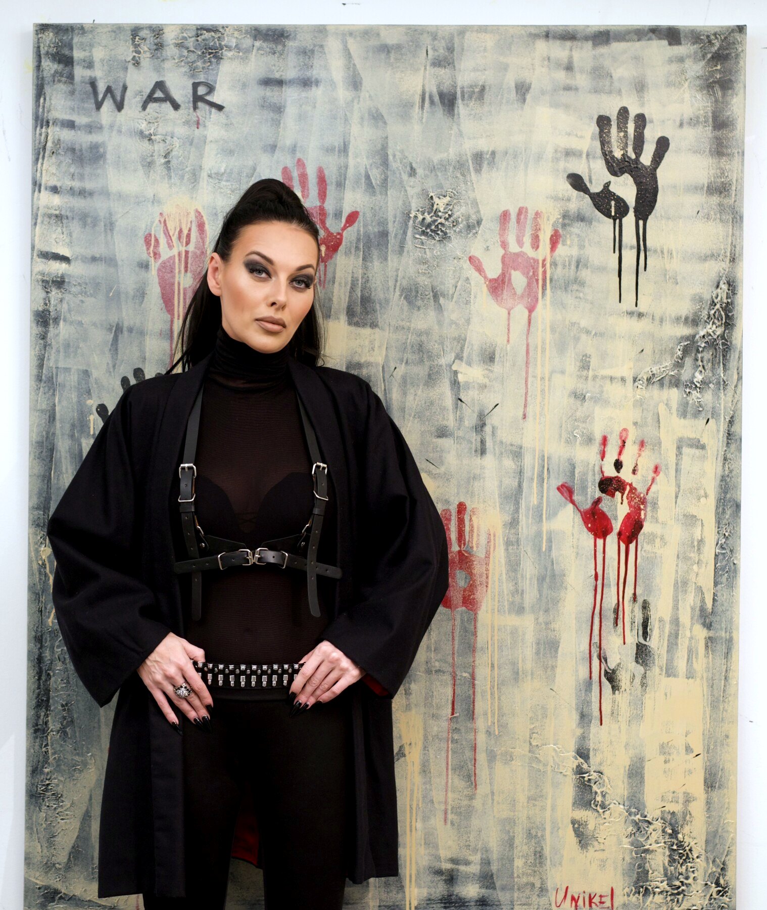 The artist with &ldquo;Hands of the Fallen&rdquo;